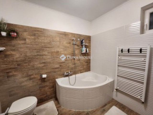 Eladó családi ház, Halásztelken 99.5 M Ft, 4 szobás