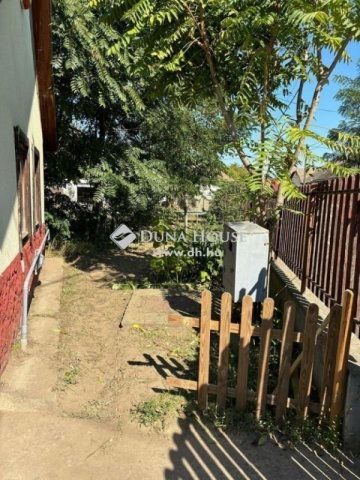 Eladó családi ház, Tápióbicskén 19.9 M Ft, 1 szobás