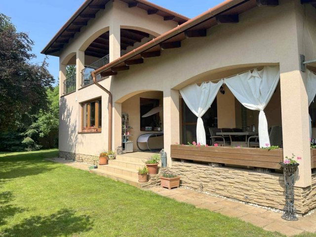 Eladó családi ház, Nyíregyházán 158 M Ft, 4 szobás