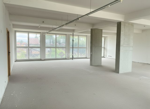 Eladó családi ház, Nagytarcsán 345 M Ft, 4 szobás