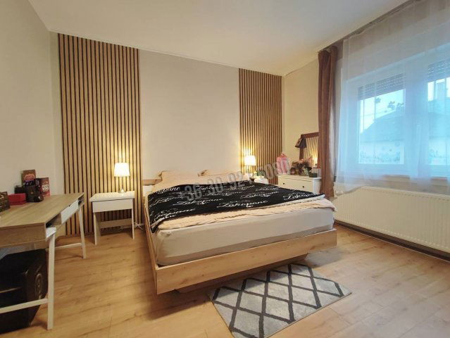 Eladó családi ház, Kartalon 71.5 M Ft, 3 szobás