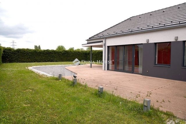 Eladó családi ház, Nagykozáron 119.99 M Ft, 4 szobás