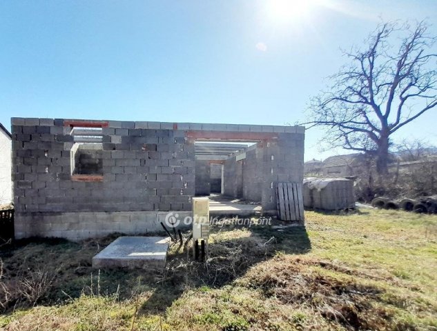 Eladó családi ház, Tardoson 29 M Ft, 3 szobás