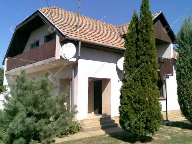 Eladó családi ház, Balatonőszödön 87 M Ft, 6 szobás
