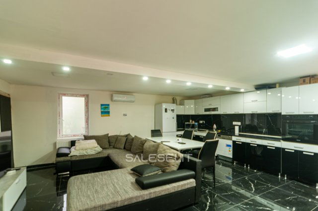 Eladó családi ház, Debrecenben 70 M Ft, 3 szobás