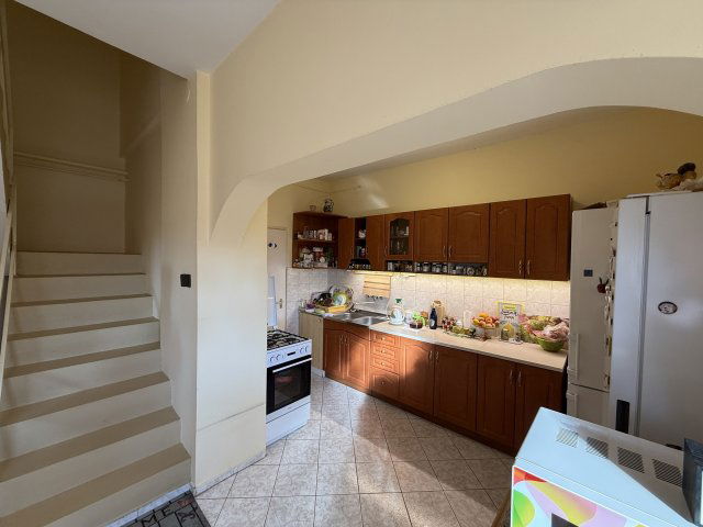 Eladó családi ház, Balatonfűzfőn 139 M Ft, 4 szobás