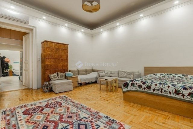 Eladó téglalakás, Budapesten, VIII. kerületben 79.9 M Ft