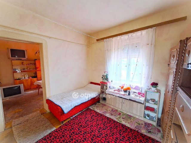 Eladó családi ház, Kocséren 21.5 M Ft, 4 szobás