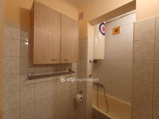 Eladó téglalakás, Budapesten, XIV. kerületben 35.65 M Ft