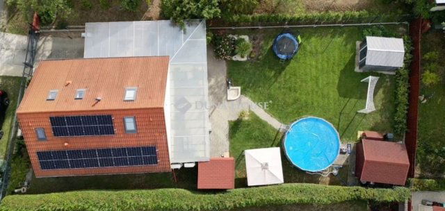 Eladó családi ház, Alsóörsön 114.9 M Ft, 4 szobás