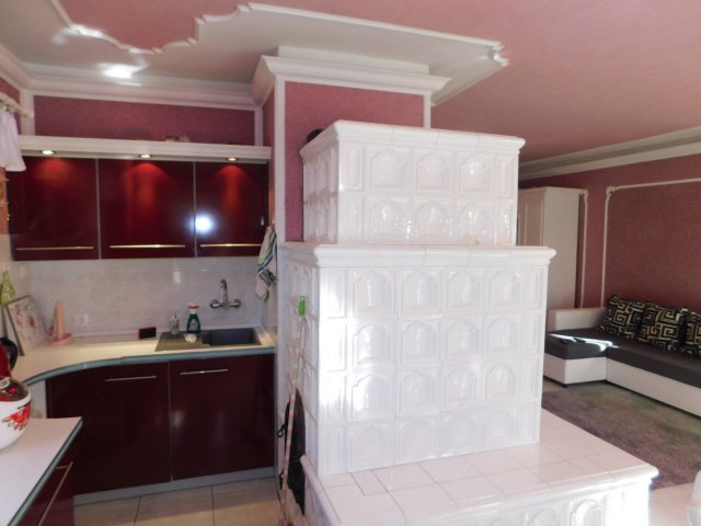 Eladó családi ház, Hévízen 200.128 M Ft, 10 szobás