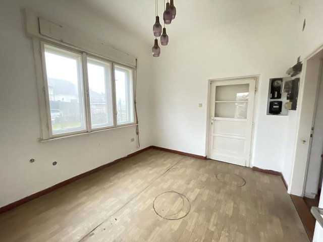 Eladó családi ház, Budapesten, IV. kerületben 140 M Ft