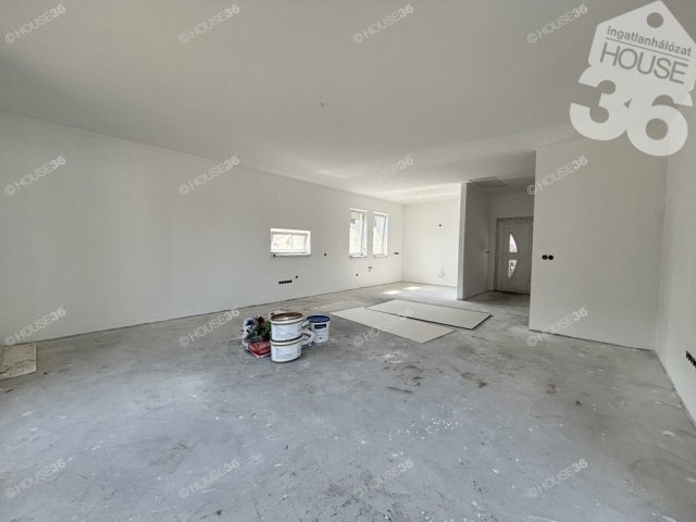 Eladó családi ház, Kecskeméten 139.9 M Ft, 5 szobás