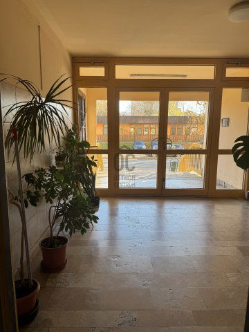 Eladó panellakás, Dunakeszin 64.99 M Ft, 4 szobás