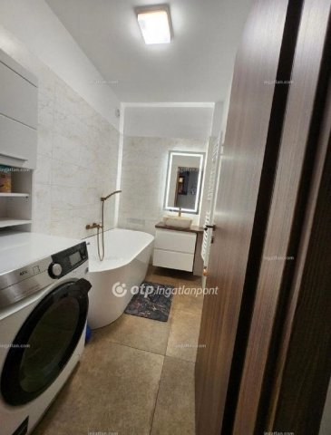 Eladó téglalakás, Budapesten, XXI. kerületben 184 M Ft, 4 szobás