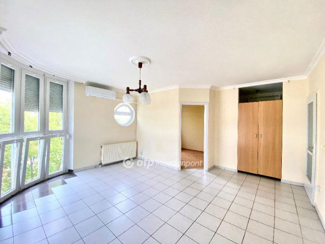 Kiadó téglalakás, albérlet, Kecskeméten 170 E Ft / hó