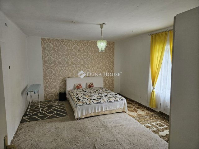 Eladó családi ház, Mátyásdombon 33.5 M Ft, 4 szobás