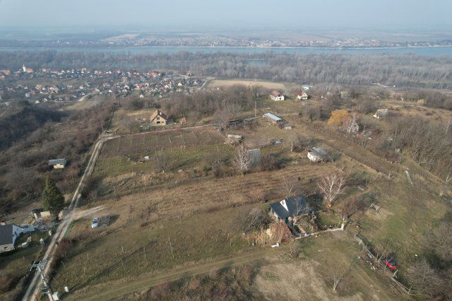 Eladó telek, Neszmélyen 8.3 M Ft / költözzbe.hu