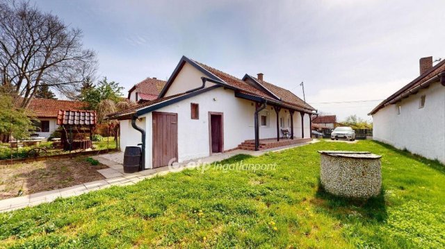 Eladó családi ház, Szamosszegen 22 M Ft, 2 szobás