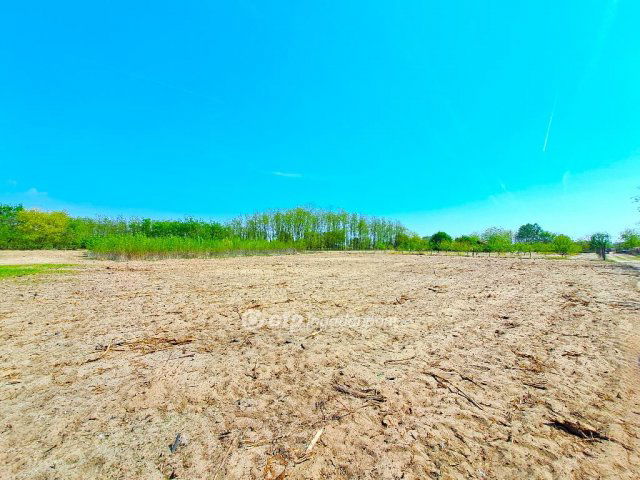 Eladó telek, Helvécián 9.5 M Ft / költözzbe.hu