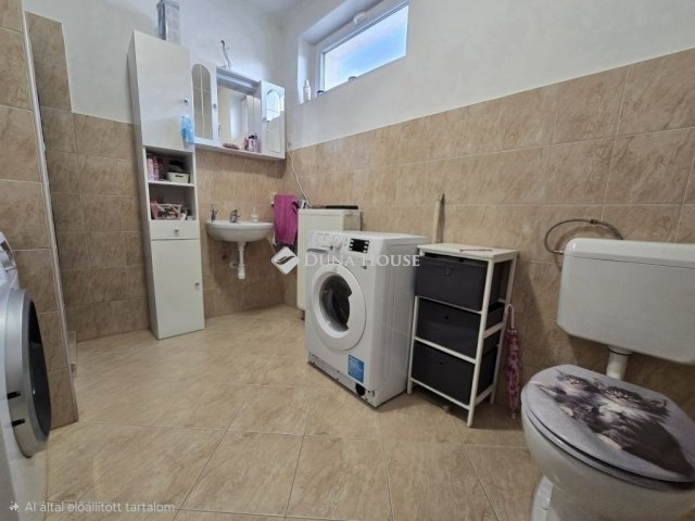 Eladó családi ház, Kozármislenyen 124.9 M Ft, 5 szobás