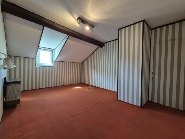 Eladó téglalakás, Nagykőrösön 42.5 M Ft, 4 szobás