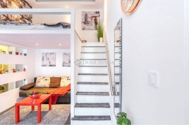 Eladó téglalakás, Budapesten, VII. kerületben 105 M Ft, 2 szobás