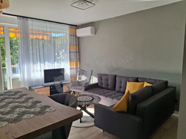 Kiadó téglalakás, albérlet, XII. kerületben, Csipke úton