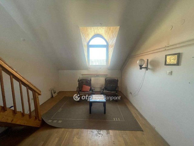 Eladó téglalakás, Kaposváron 34.9 M Ft, 2 szobás
