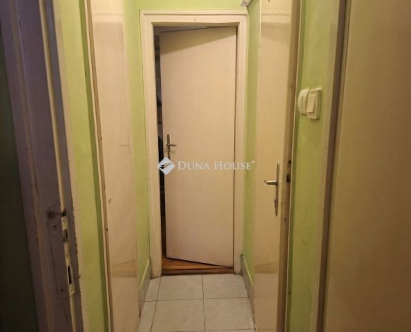 Eladó téglalakás, Budapesten, XXI. kerületben 63.85 M Ft