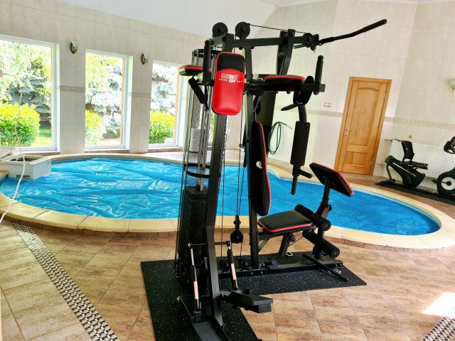 Eladó családi ház, Délegyházán 554.97 M Ft, 7+2 szobás