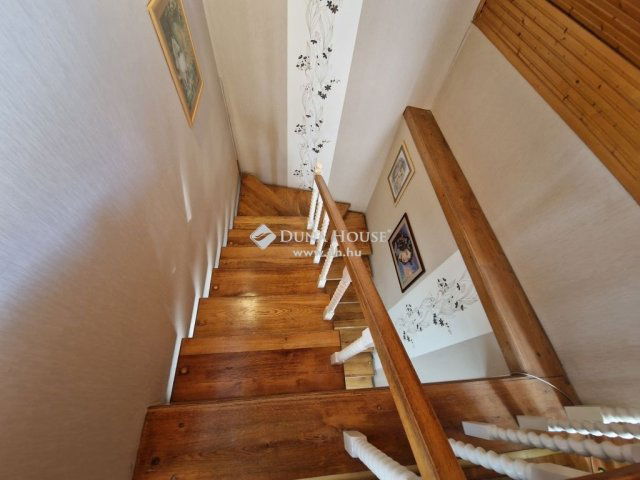 Eladó családi ház, Kecskeméten 69.9 M Ft, 5 szobás