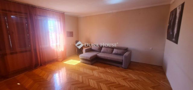 Eladó családi ház, Vecsésen 110 M Ft, 5 szobás