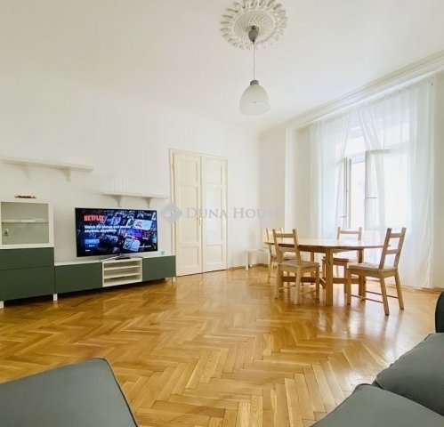 Eladó téglalakás, Budapesten, V. kerületben 119 M Ft, 3 szobás