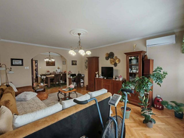 Eladó téglalakás, Nyíregyházán 62.999 M Ft, 2 szobás