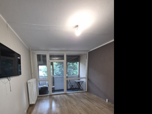 Eladó panellakás, Pécsett 53.5 M Ft, 3 szobás