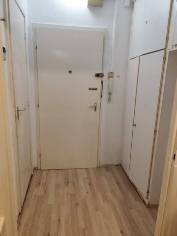 Eladó téglalakás, Baján 28.5 M Ft, 1 szobás
