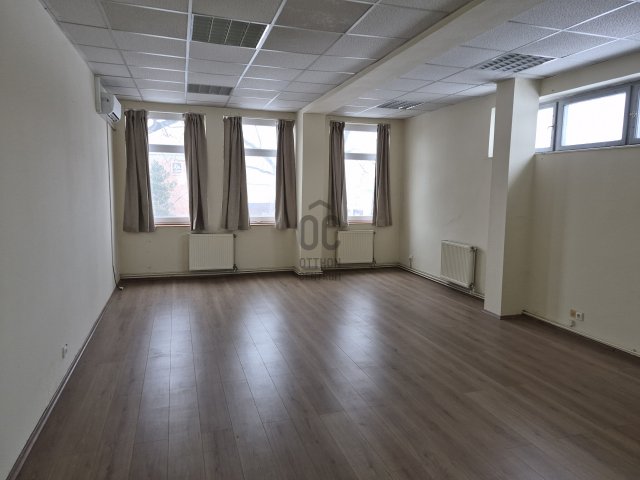 Kiadó iroda, Budapesten, XI. kerületben 650 E Ft / hó