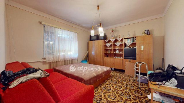 Eladó családi ház, Gesztelyben 21.9 M Ft, 3 szobás