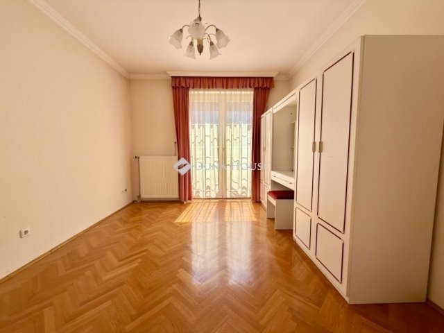 Eladó családi ház, Érden 209.9 M Ft, 7 szobás