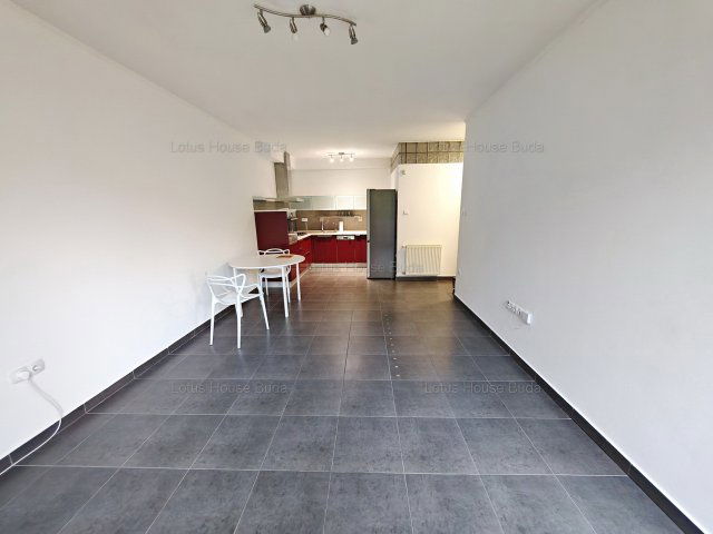 Kiadó téglalakás, albérlet, Budapesten, XI. kerületben