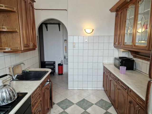 Eladó téglalakás, Budapesten, XIV. kerületben 90 M Ft