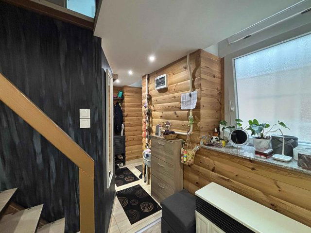 Eladó téglalakás, Budapesten, VI. kerületben, Jókai utcában