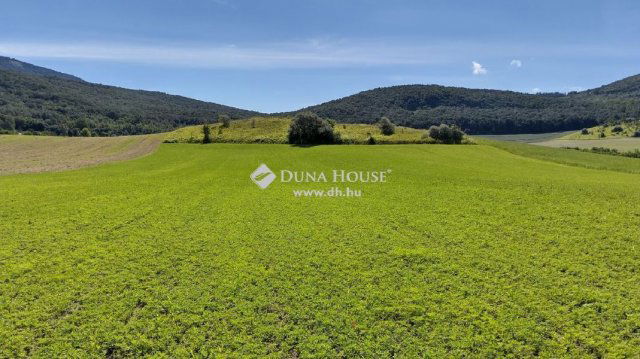 Eladó telek, Piliscséven 10.95 M Ft / költözzbe.hu