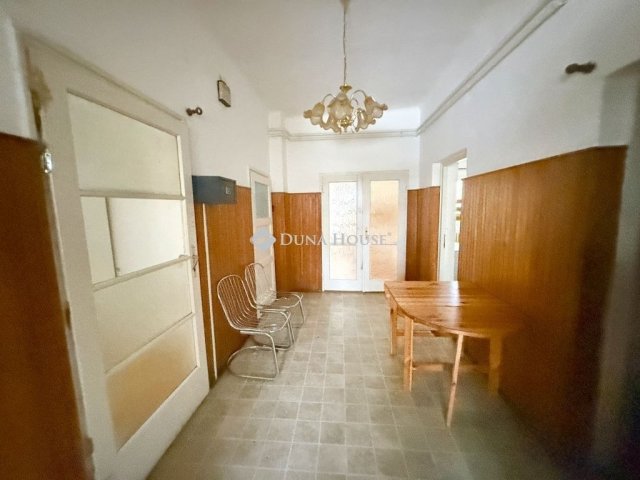 Kiadó családi ház, albérlet, Budapesten, XVIII. kerületben