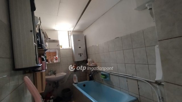 Eladó családi ház, Jászjákóhalmán 19 M Ft, 2 szobás