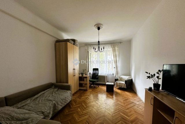 Eladó téglalakás, Budapesten, XIV. kerületben 52 M Ft, 1 szobás