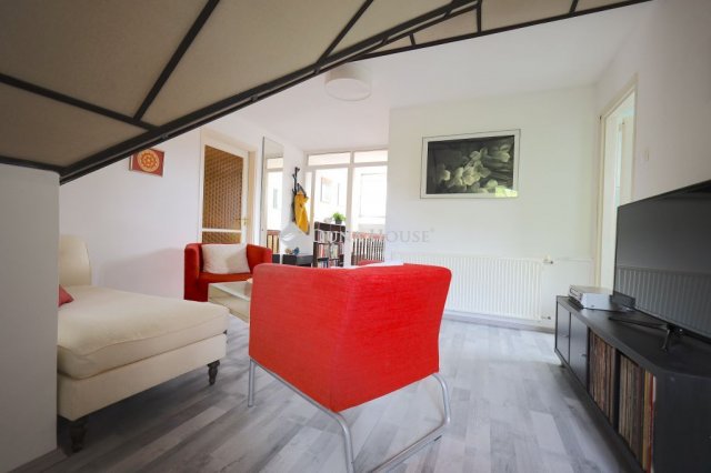 Eladó családi ház, Várpalotán 84.5 M Ft, 5 szobás