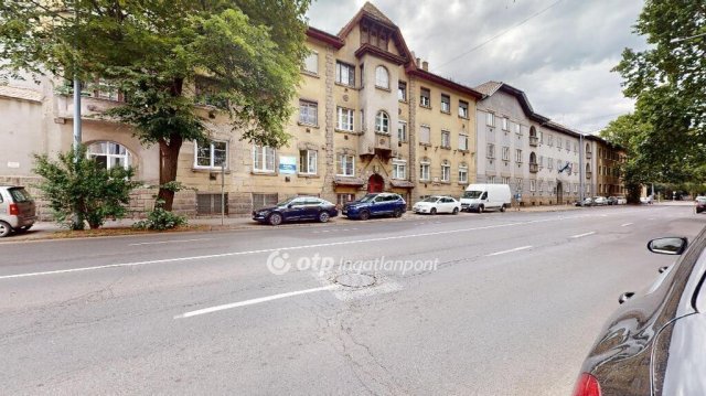 Eladó téglalakás, Miskolcon 35 M Ft, 1+1 szobás