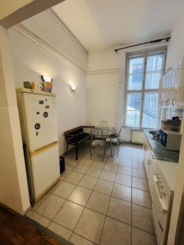 Kiadó téglalakás, albérlet, Budapesten, V. kerületben, 2 szobás